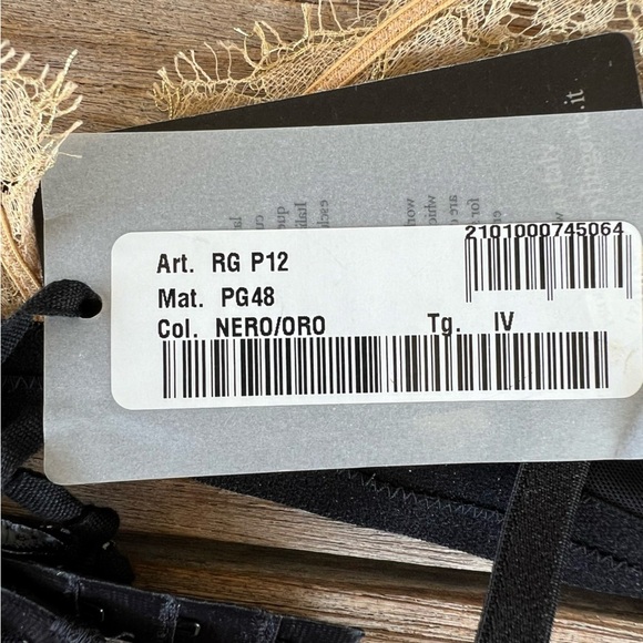 Valery Prestige Collection Luxury Gold Triangle Bra 38B Tulle Leavers Lace NWT - Picture 10 of 16